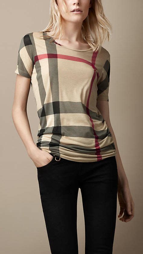 t shirt burberry mujer|Burberry square.